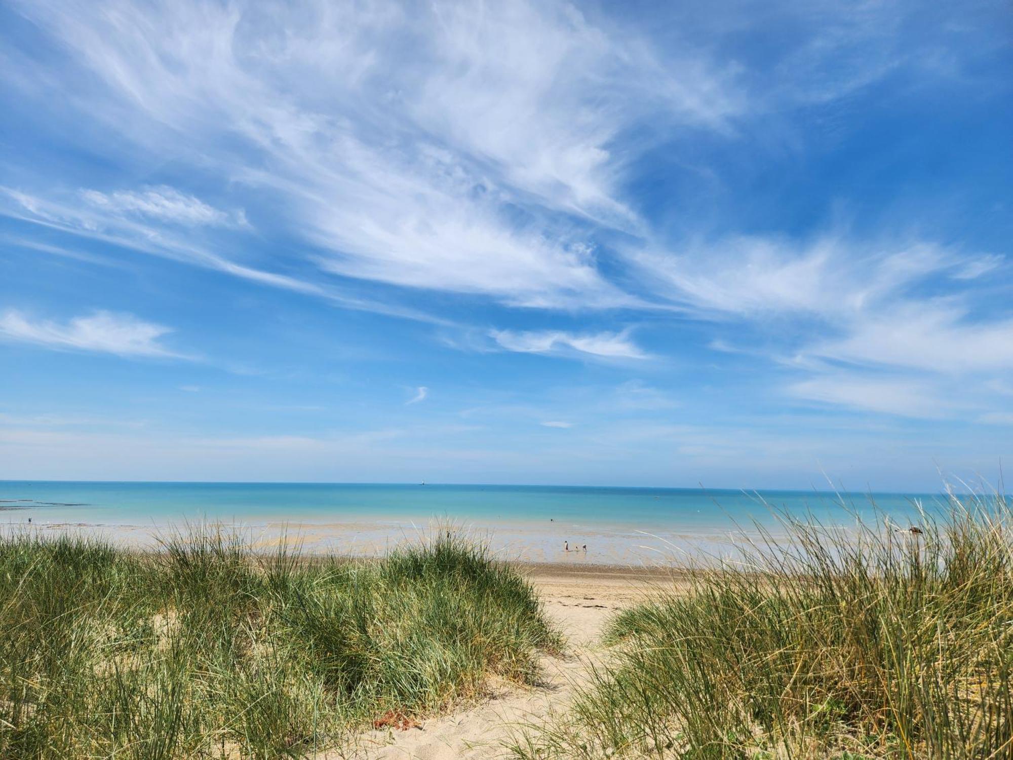 Maison Au Calme, Idealement Situee Au Centre Du Cotentin Villa Le Dezert Bagian luar foto