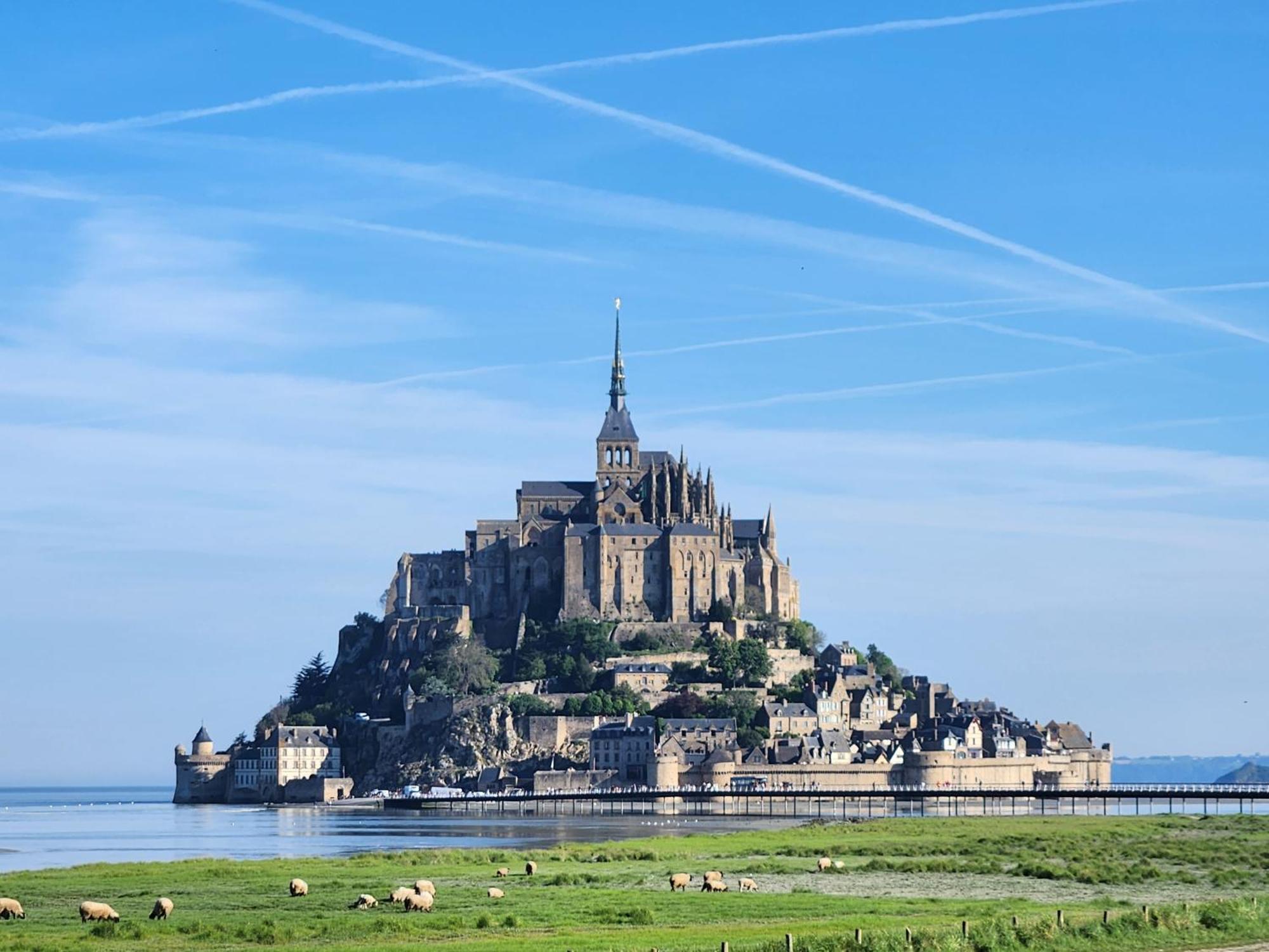 Maison Au Calme, Idealement Situee Au Centre Du Cotentin Villa Le Dezert Bagian luar foto