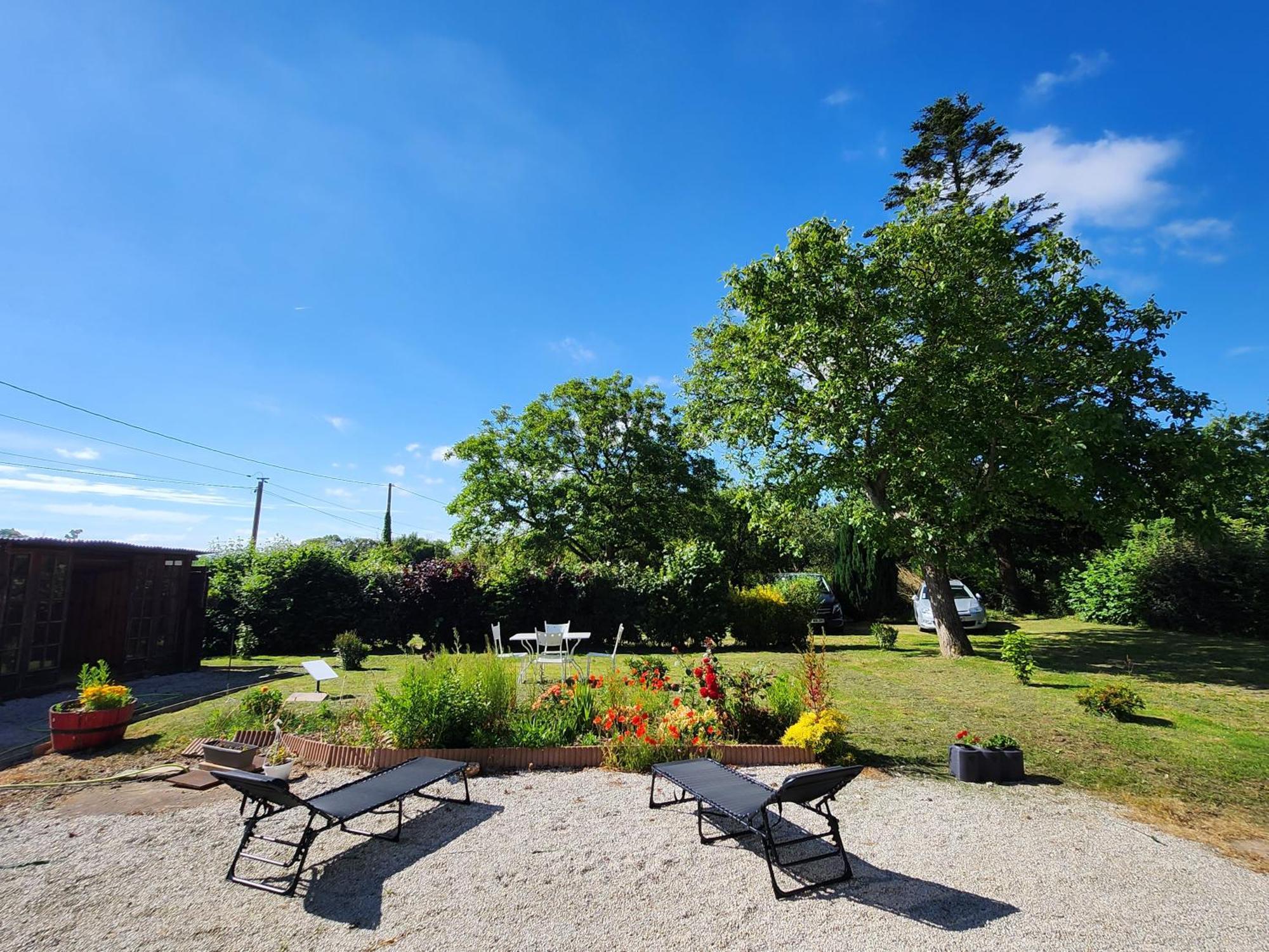 Maison Au Calme, Idealement Situee Au Centre Du Cotentin Villa Le Dezert Bagian luar foto